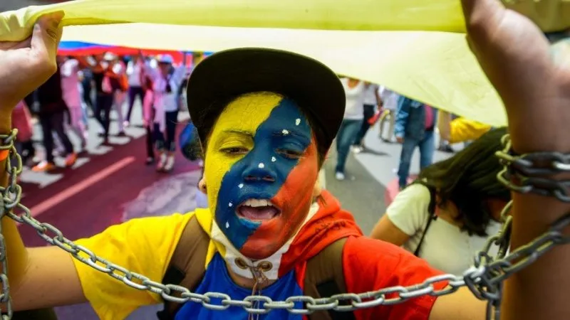 Foro Penal: Venezuela arrecia con presos políticos mientras Cuba afloja