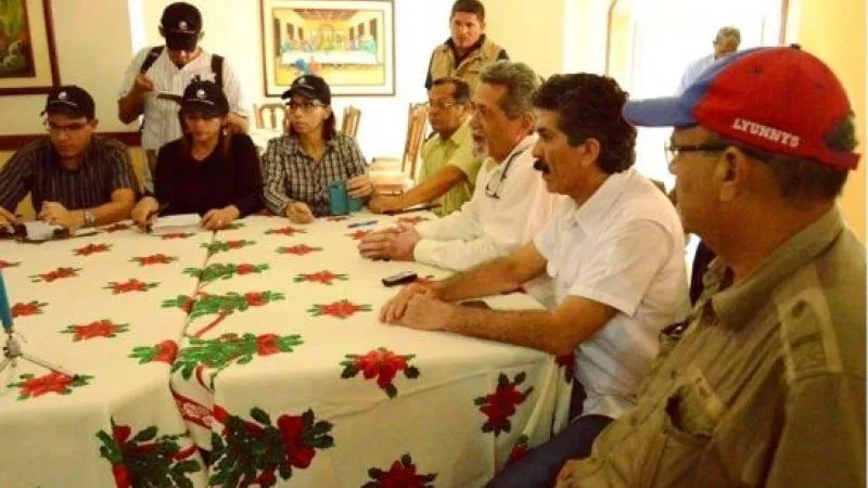 Diputados de la AN destacan en visita a Tumeremo valor del pueblo para denunciar crímenes en las minas