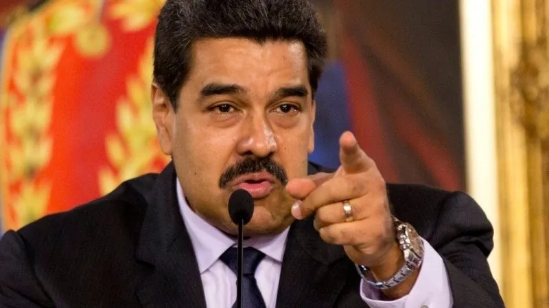 El presidente de Venezuela ordena despedir a los funcionarios que apoyen el revocatorio