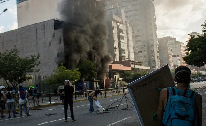 Privan de libertad a 18 personas por destrozos causados a la Magistratura del TSJ