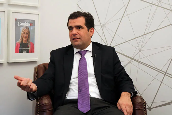 Alfredo Romero: "En Venezuela, el Gobierno decide quién participa en política y quién no"
