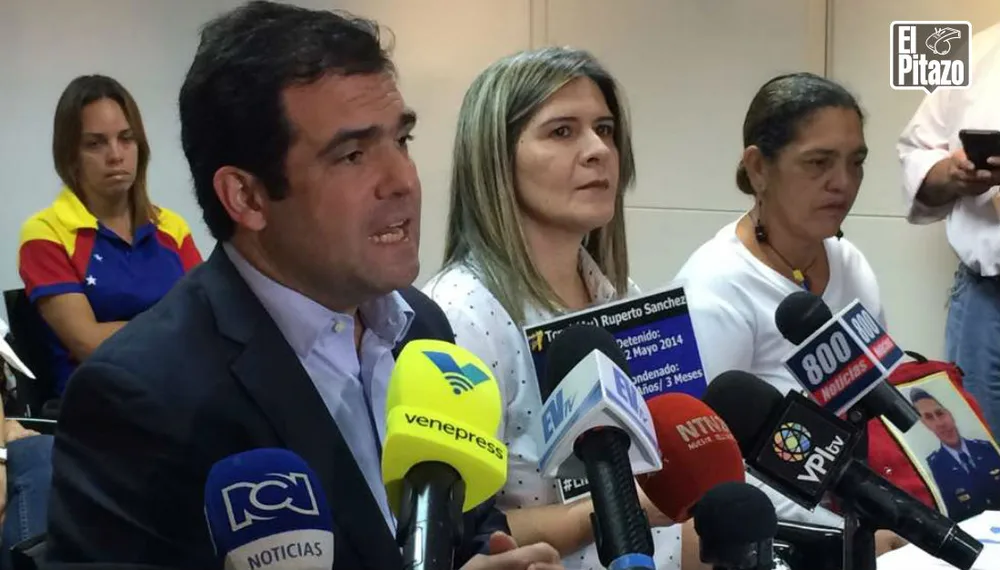 Foro Penal dice que el Gobierno usa a los presos políticos como fichas para ganar un diálogo