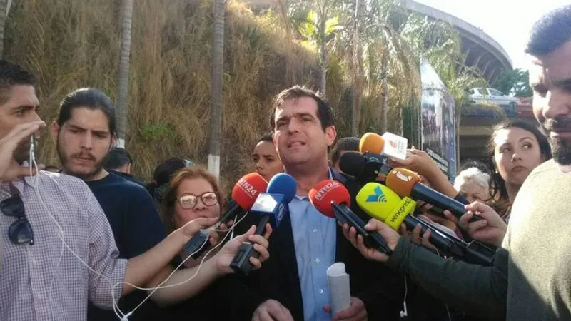 Emiten boletas de excarcelación para los menores de edad detenidos en El Helicoide