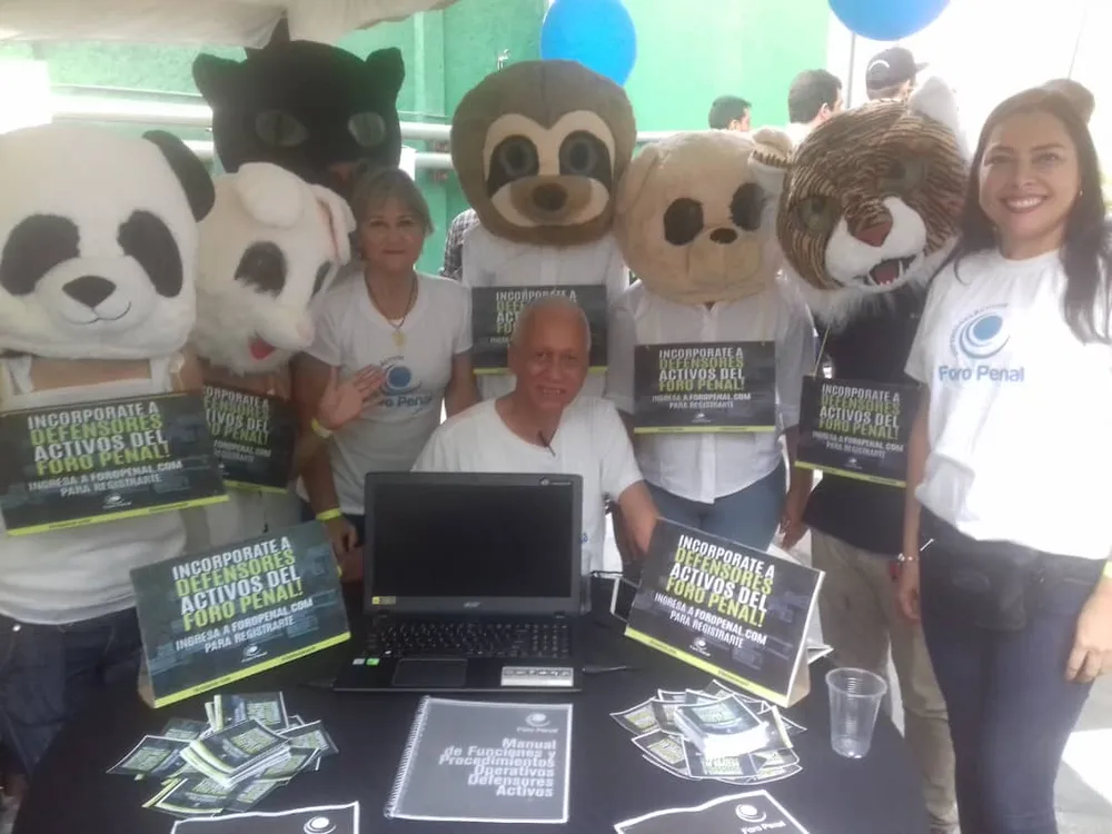 Defensores Activos de Caracas en el Centro Cultural Chacao