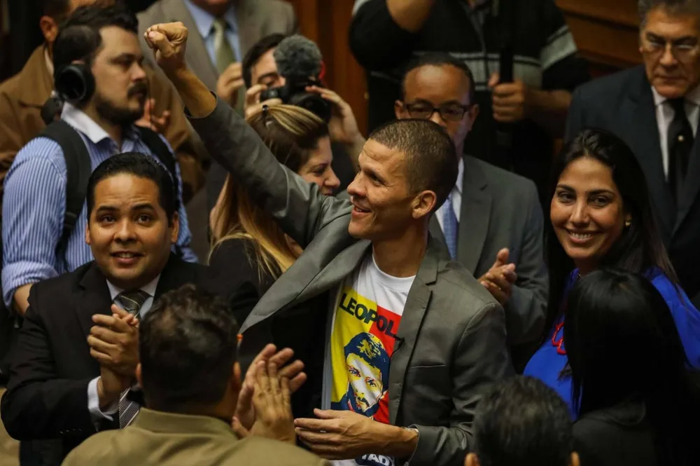 La Puerta Giratoria de los Presos Políticos en Venezuela