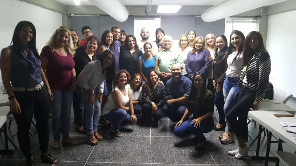Charla Sobre Periodismo y Redes en Lecherias -Anzoátegui