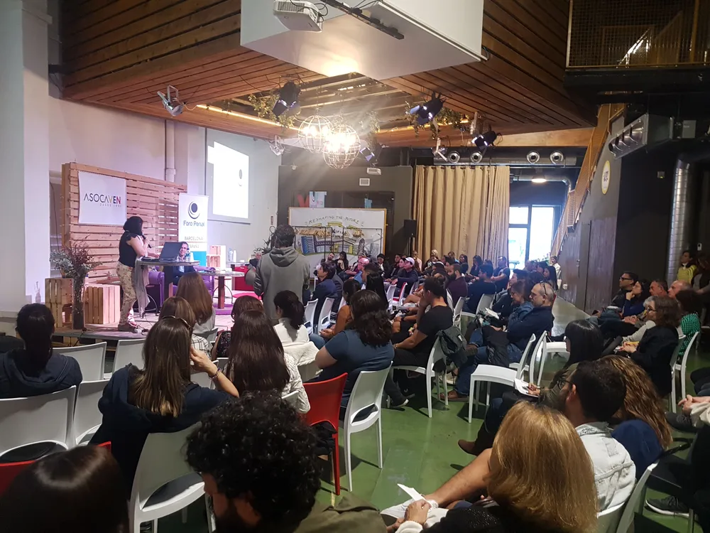 Charla Asilo por Razones Humanitarias en Barcelona España