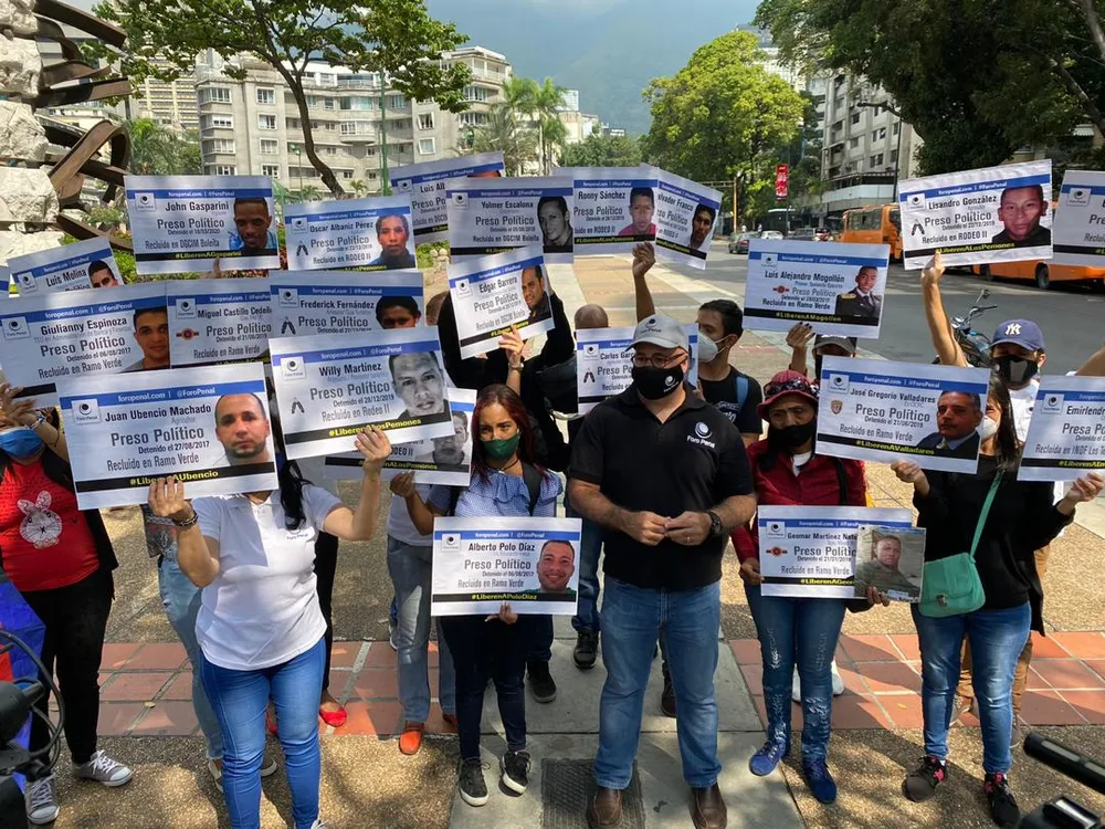 Foro Penal realiza intensa campaña por una Navidad sin presos políticos