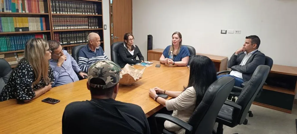 Reunión evaluativa de casos de presos políticos.  Foro Penal Caracas