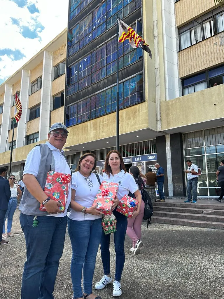 Entrega de regalos a los hijos de Presos Políticos.  Foro Penal Lara.