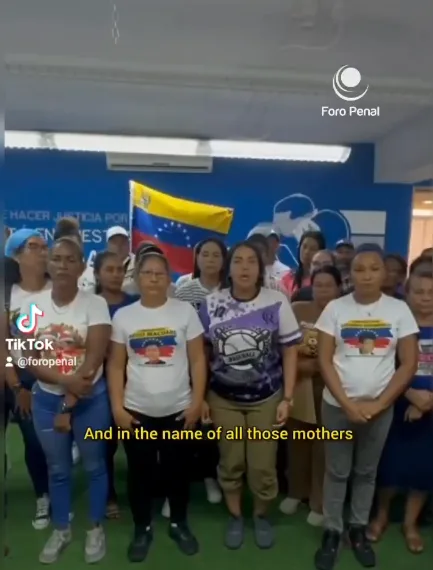 Familiares de algunos jovenes detenidos, hoy presos políticos, exigen su libertad
