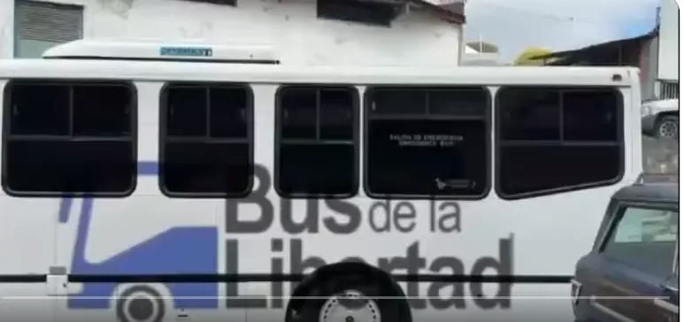 El Bus de la Libertad de Foro Penal visita la cárcel Rodeo I. 1 de agosto 2026