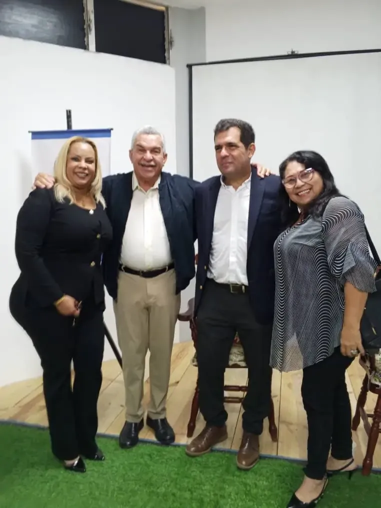 Ex-preso político enaltecieron labor del Foro Penal durante encuentro en Lechería