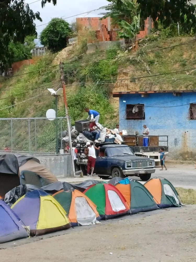 Imagen 3 de 25